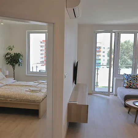Apartment Two Checkin -d